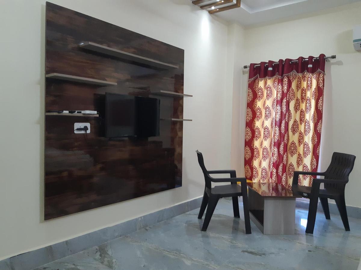 Devansh Bhanu Residency Dbr Srikalahasti Exterior foto